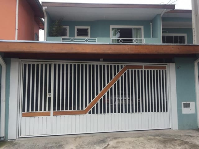 Foto do Sobrado - Sobrado com 3 dormitórios para alugar, 162 m² por R$ 3.500,00/mês - Jardim Oriente - São José dos Campos/SP | INDEPENDENCE NEGOCIOS IMOBILIARIOS LTDA
