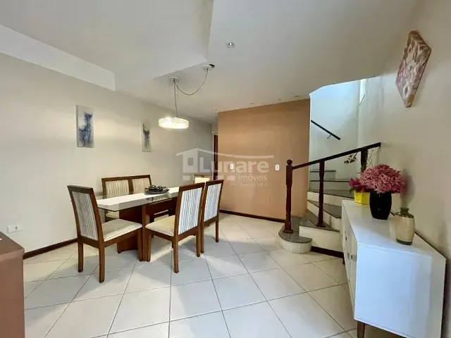 Sobrado com 135m² 3 quartos e 3 banheiros, à venda, no bairro Parque Santana em Mogi das Cruzes