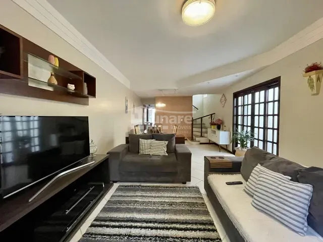 Sobrado com 135m² 3 quartos e 3 banheiros, à venda, no bairro Parque Santana em Mogi das Cruzes