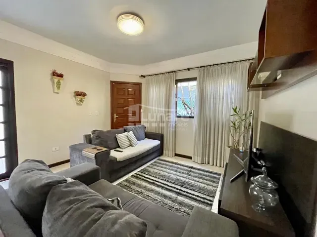 Sobrado com 135m² 3 quartos e 3 banheiros, à venda, no bairro Parque Santana em Mogi das Cruzes