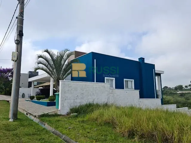 Sobrado com 1019m² 5 quartos e 7 banheiros, à venda ou para alugar, no bairro Zona de Adensamento Restrito (ZAR) em Jacareí