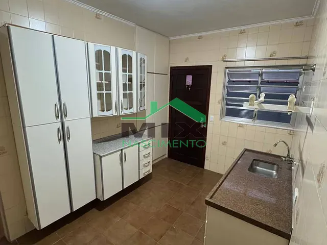 Sobrado com 127m² 4 quartos e 2 banheiros, à venda, no bairro Taboão em São Bernardo do Campo