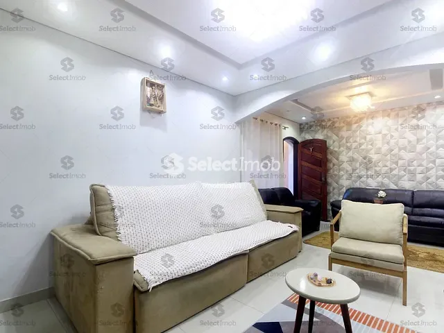 Sobrado com 300m² 3 quartos e 3 banheiros, à venda, no bairro Centro Alto em Ribeirão Pires