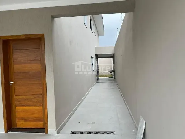 Sobrado com 194m² 3 quartos e 3 banheiros, à venda, no bairro Indaiá em Bertioga