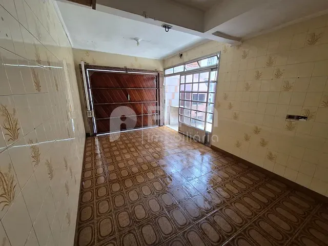 Sobrado com 160m² 4 quartos e 3 banheiros, à venda, no bairro Parque São Jorge em São Paulo