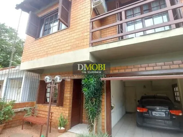 Sobrado com 240m² 3 quartos e 2 banheiros, à venda, no bairro Centro em Gravataí