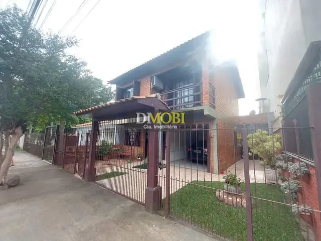 Sobrado com 240m² 3 quartos e 2 banheiros, à venda, no bairro Centro em Gravataí