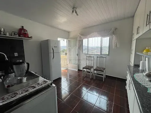 Sobrado com 295m² 3 quartos e 2 banheiros, à venda, no bairro Jardim Bom Recanto em Mauá
