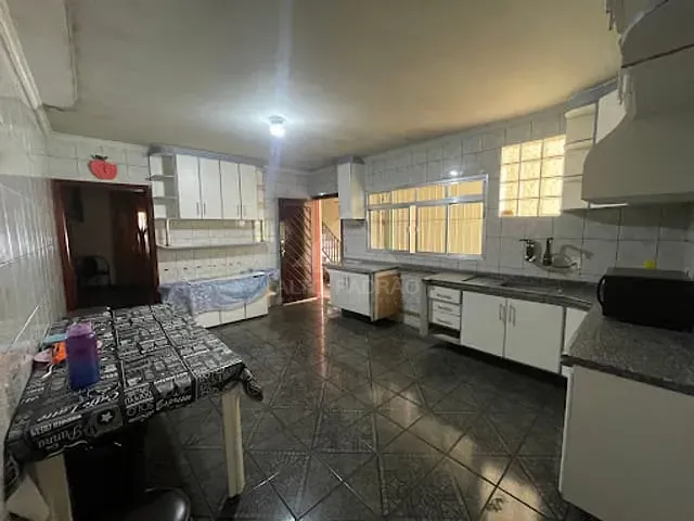 Sobrado com 295m² 3 quartos e 2 banheiros, à venda, no bairro Jardim Bom Recanto em Mauá