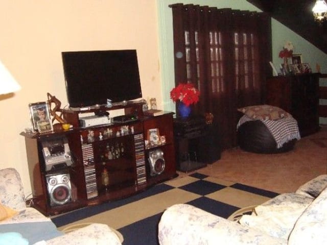 Foto do Sobrado - Sobrado com 4 dormitórios à venda, 250 m² por R$ 630.000,00 - Cidade Vista Verde - São José dos Campos/SP | RUSSI IMÓVEIS