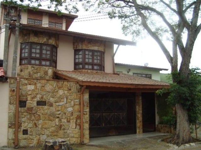 Foto do Sobrado - Sobrado com 4 dormitórios à venda, 250 m² por R$ 630.000,00 - Cidade Vista Verde - São José dos Campos/SP | RUSSI IMÓVEIS