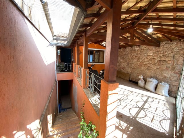 Foto do Sobrado - Sobrado para venda em Aparecida com 4 quartos, 196m² | Lares e Andares Imóveis