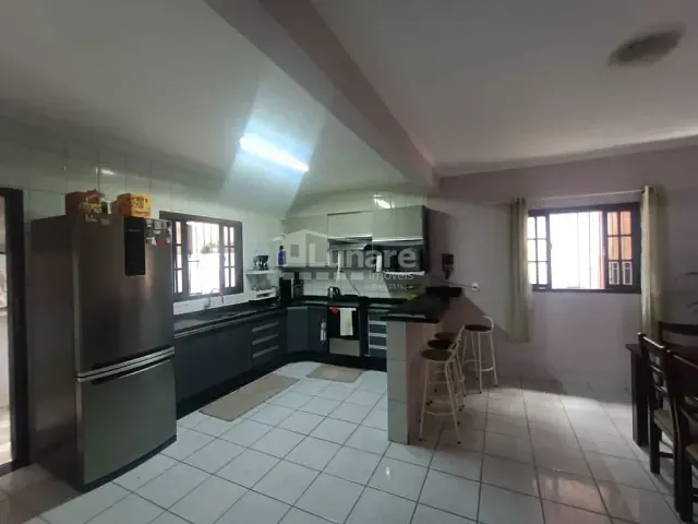 Sobrado com 135m² 3 quartos e 2 banheiros, à venda, no bairro Vila Rei em Mogi das Cruzes