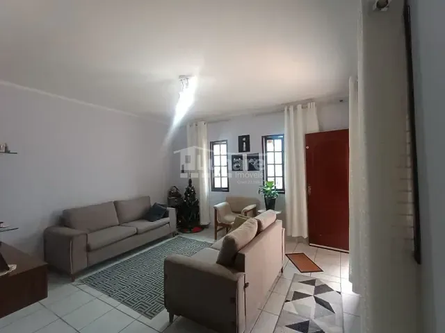 Sobrado com 135m² 3 quartos e 2 banheiros, à venda, no bairro Vila Rei em Mogi das Cruzes
