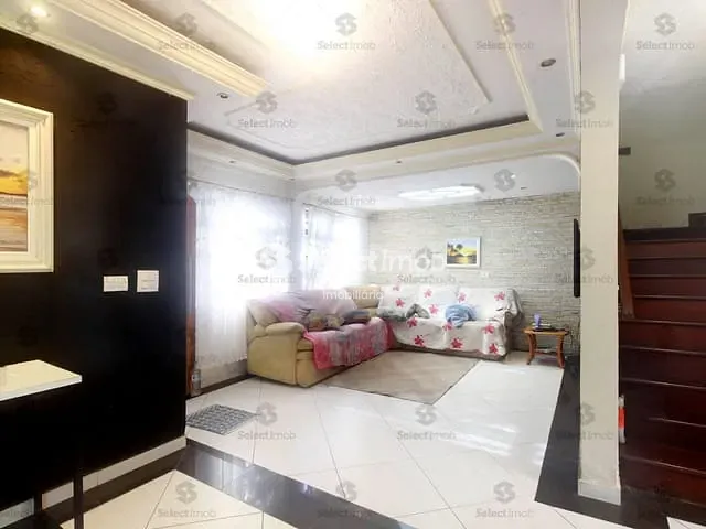 Sobrado com 303m² 3 quartos e 2 banheiros, à venda, no bairro Centro em Ribeirão Pires