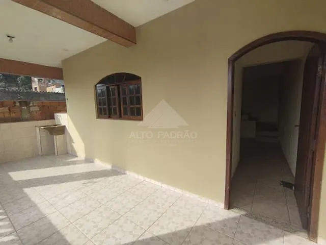 Sobrado com 200m² 3 quartos e 2 banheiros, à venda, no bairro Alto da Boa Vista em Mauá