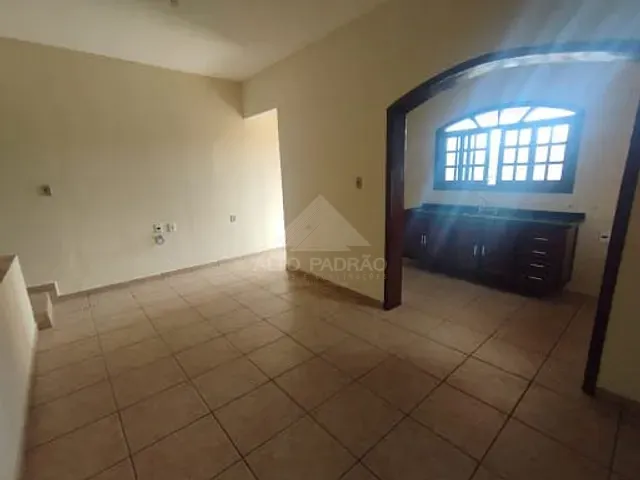 Sobrado com 200m² 3 quartos e 2 banheiros, à venda, no bairro Alto da Boa Vista em Mauá