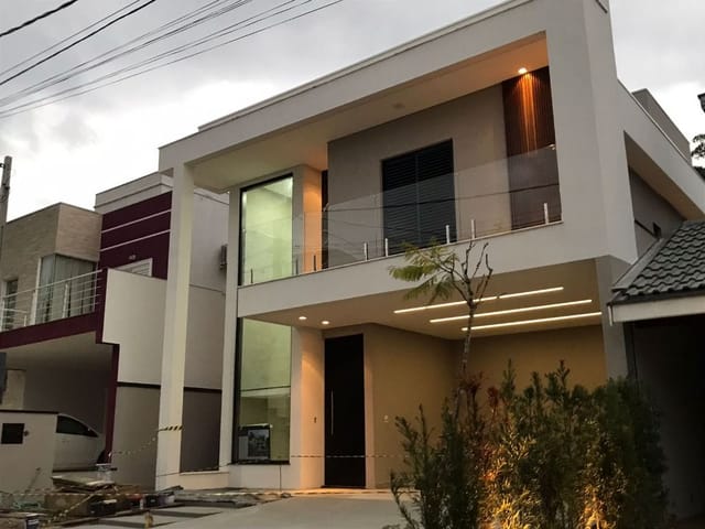 Foto do Sobrado - Sobrado com 3 dormitórios à venda, 230 m² por R$ 1.540.000,00 - Jardim Crystal Park - Jacareí/SP | RUSSI IMÓVEIS