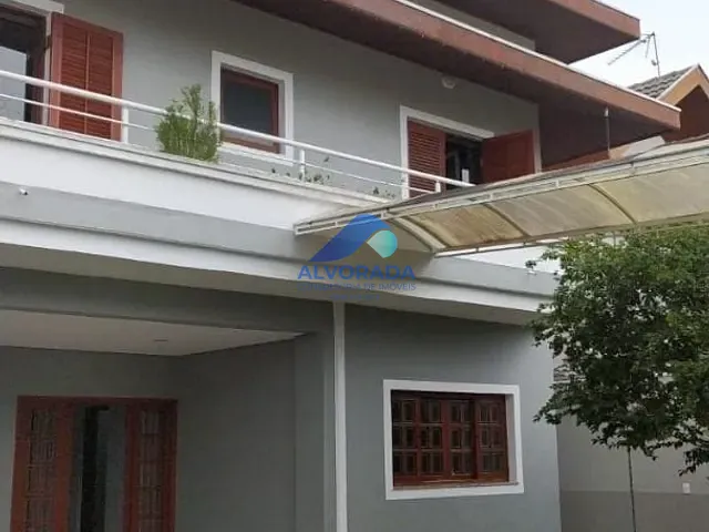Sobrado com 360m² 6 quartos e 1 banheiro, à venda, no bairro Urbanova em São José dos Campos