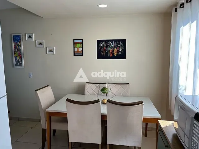 Sobrado com 61m² 2 quartos e 1 banheiro, à venda, no bairro Neves em Ponta Grossa