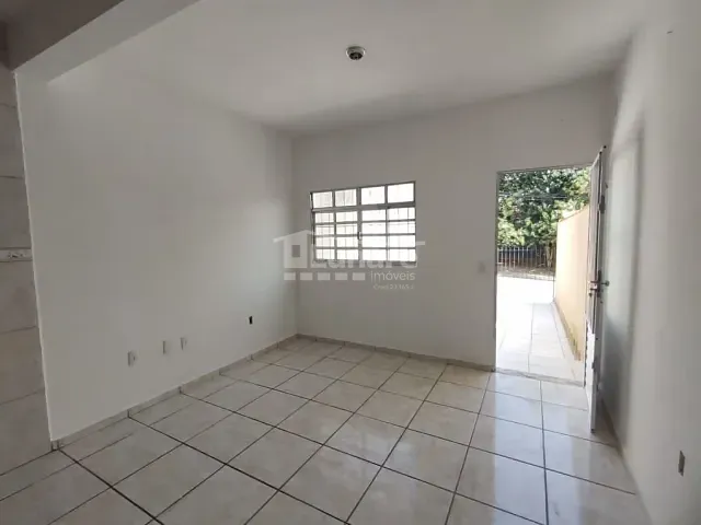 Sobrado com 72m² 2 quartos e 1 banheiro, à venda, no bairro Vila Caputera em Mogi das Cruzes