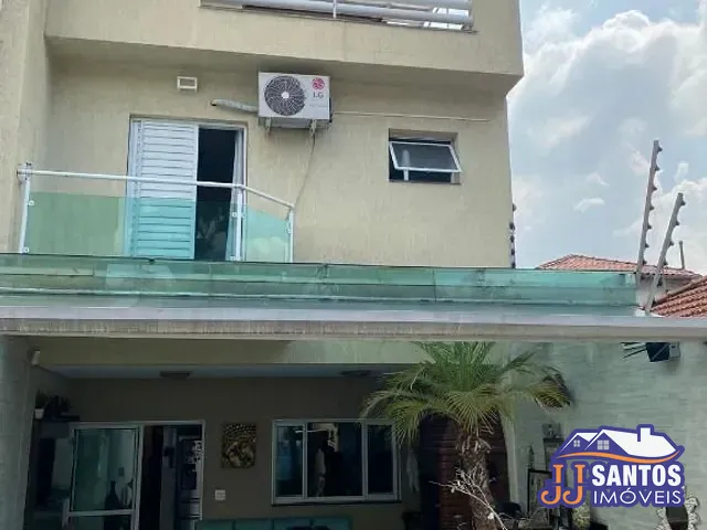 Sobrado com 232m² 3 quartos e 6 banheiros, à venda ou para alugar, no bairro Vila Bertioga em São Paulo