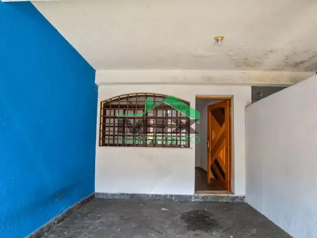 Sobrado com 250m² 4 quartos e 2 banheiros, à venda, no bairro Vila Scarpelli em Santo André