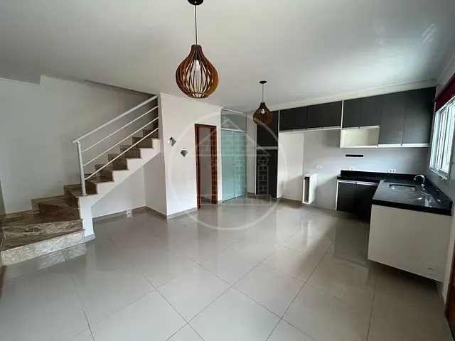 Sobrado com 65m² 2 quartos e 3 banheiros, à venda, no bairro Jardim Santa Cruz (Campo Grande) em São Paulo
