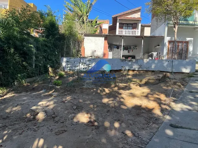 Sobrado com 443m² 3 quartos e 2 banheiros, à venda, no bairro Jardim República em São José dos Campos