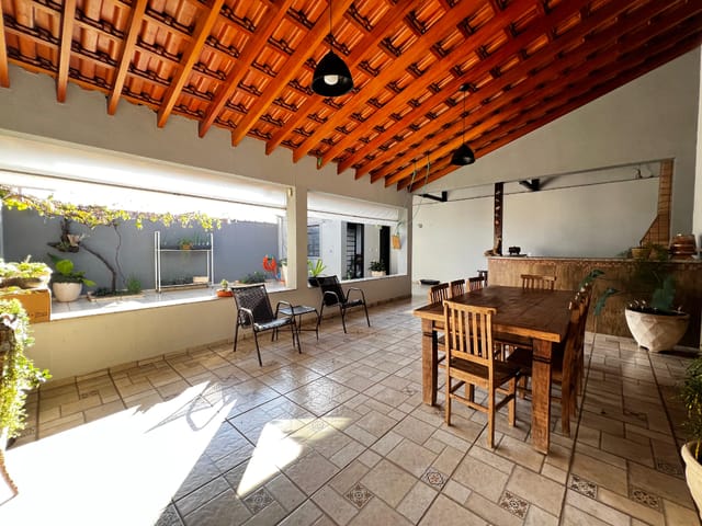 Foto do Sobrado - Sobrado para venda em Jardim Boa Esperança com 3 quartos, sendo 1 suíte, 285m² | Lares e Andares Imóveis
