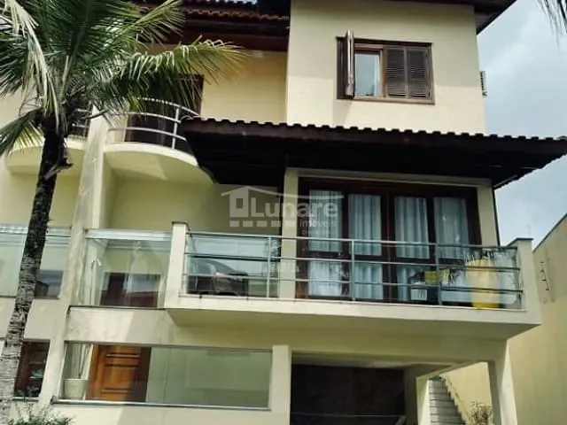 Sobrado 3 quartos e 4 banheiros, à venda, no bairro Vila Oliveira em Mogi das Cruzes
