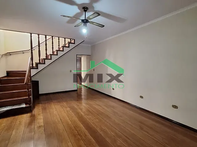 Sobrado com 190m² 3 quartos e 2 banheiros, à venda, no bairro Taboão em São Bernardo do Campo