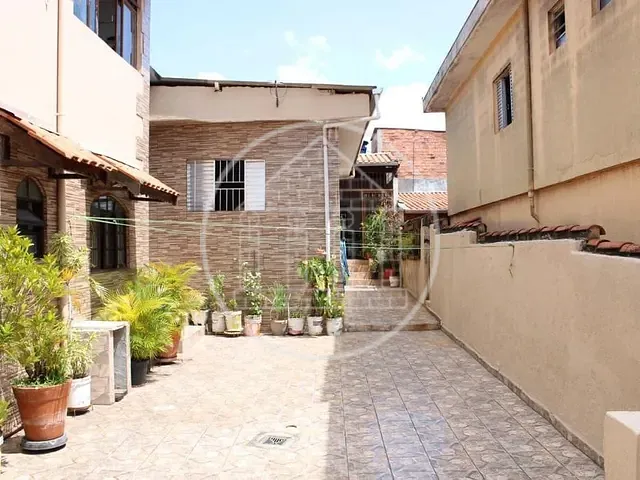 Sobrado com 300m² 3 quartos e 2 banheiros, à venda, no bairro Jardim Icaraí em São Paulo