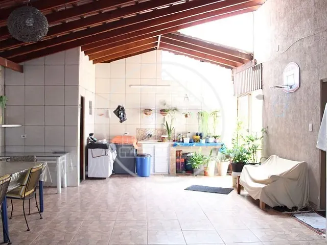 Sobrado com 300m² 3 quartos e 2 banheiros, à venda, no bairro Jardim Icaraí em São Paulo