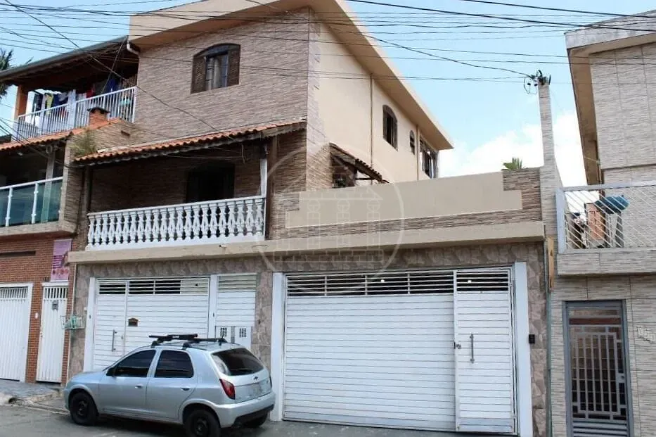 Sobrado, 3 quartos, 180 m² - Foto 1