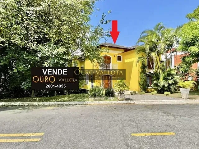 Sobrado com 1044m² 4 quartos e 3 banheiros, à venda, no bairro Parque Rincão em Cotia