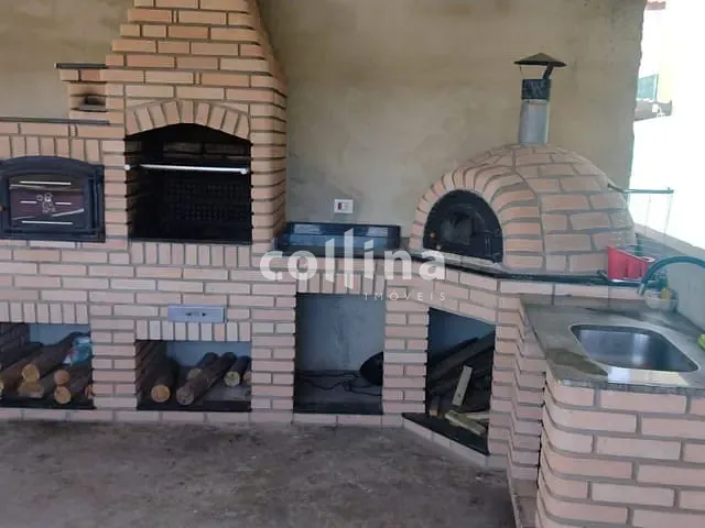 Sobrado com 216m² 3 quartos e 4 banheiros, à venda, no bairro Outeiro de Passárgada em Cotia