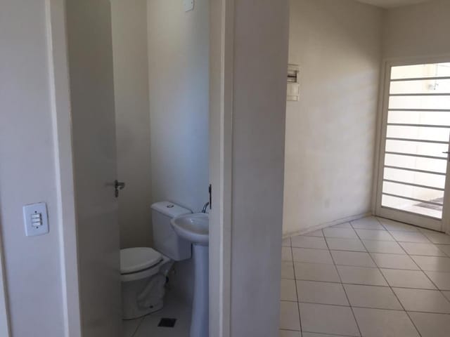 Foto do Sobrado - Sobrado com 3 dormitórios para alugar, 76 m² por R$ 1.525,00/mês - Parque dos Ipês - São José dos Campos/SP | INDEPENDENCE NEGOCIOS IMOBILIARIOS LTDA