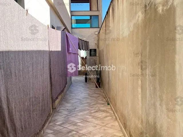 Sobrado com 180m² 2 quartos e 2 banheiros, à venda, no bairro Vila Assis Brasil em Mauá