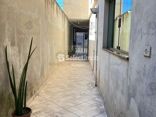Sobrado com 180m² 2 quartos e 2 banheiros, à venda, no bairro Vila Assis Brasil em Mauá