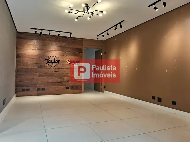 Loja com 169m², para alugar, no bairro Campo Belo em São Paulo
