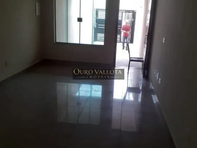 Sobrado com 200m² 3 quartos e 2 banheiros, à venda, no bairro Vila Lúcia em São Paulo