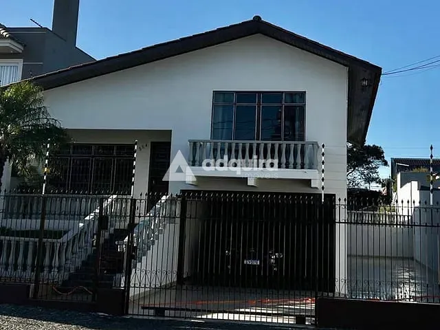Sobrado com 630m² 3 quartos e 4 banheiros, à venda, no bairro Jardim Carvalho em Ponta Grossa