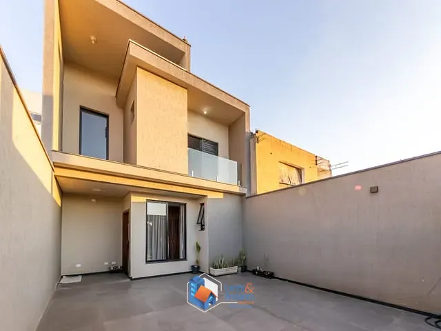 Sobrado com 150m² 3 quartos e 4 banheiros, à venda, no bairro Laranjeiras em Caieiras