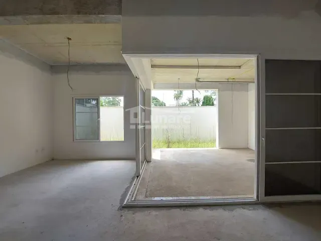 Sobrado 4 quartos e 4 banheiros, à venda, no bairro Vila Oliveira em Mogi das Cruzes