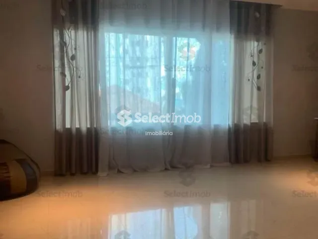 Sobrado com 400m², para alugar, no bairro Matriz em Mauá
