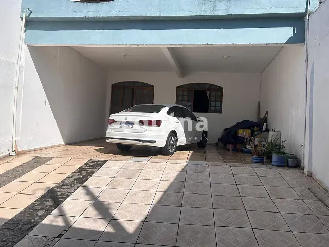 Sobrado 4 quartos e 2 banheiros, à venda, no bairro Vila Guarani em Carapicuíba