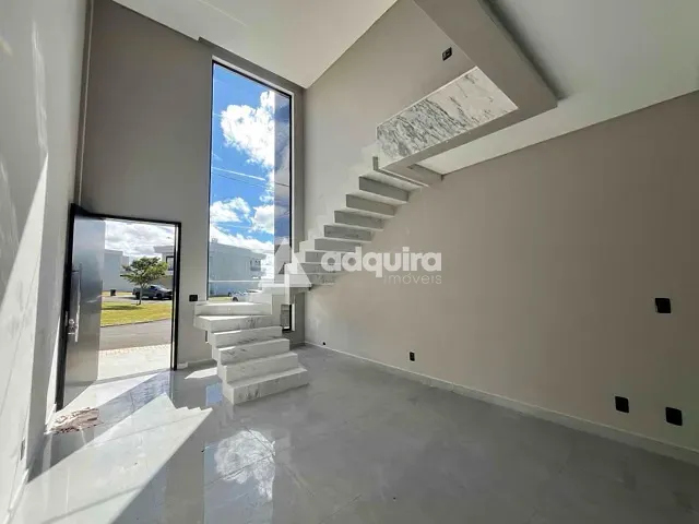 Sobrado com 178m² 3 quartos e 3 banheiros, à venda, no bairro Cará-cará em Ponta Grossa