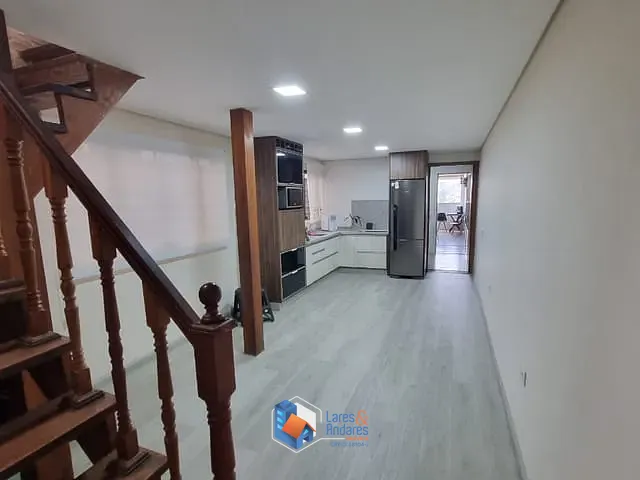 Sobrado com 142m² 3 quartos e 3 banheiros, à venda, no bairro Jardim São Marcos em Embu Das Artes