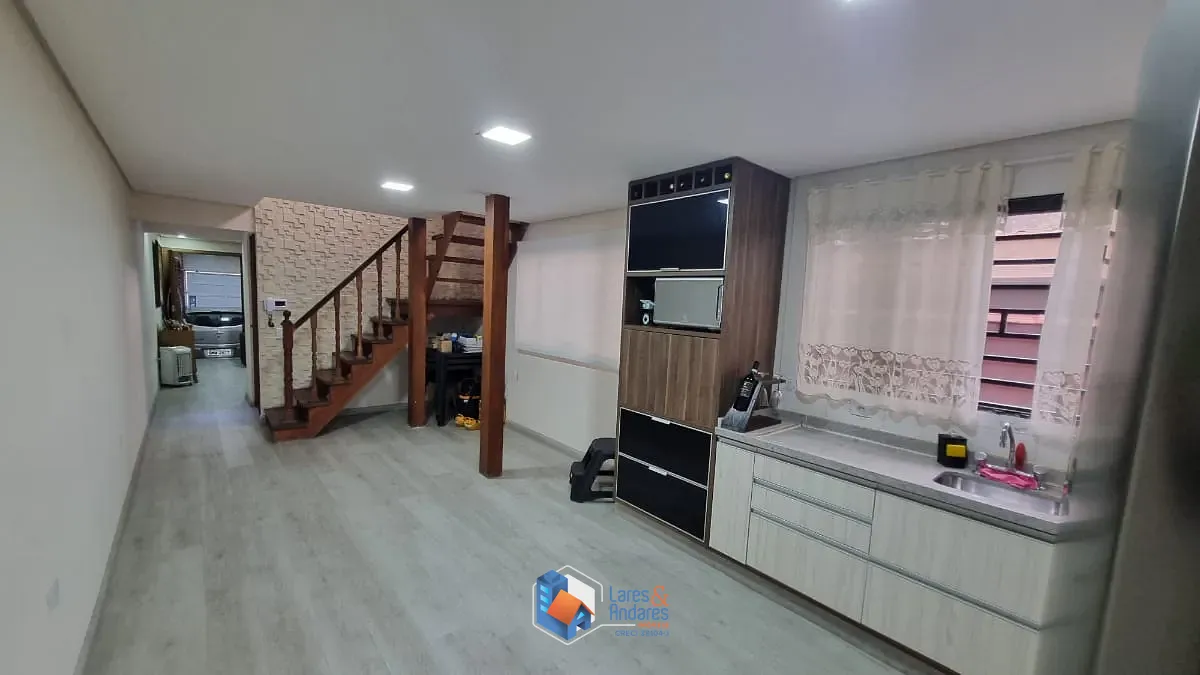 Sobrado, 3 quartos, 370 m² - Foto 1
